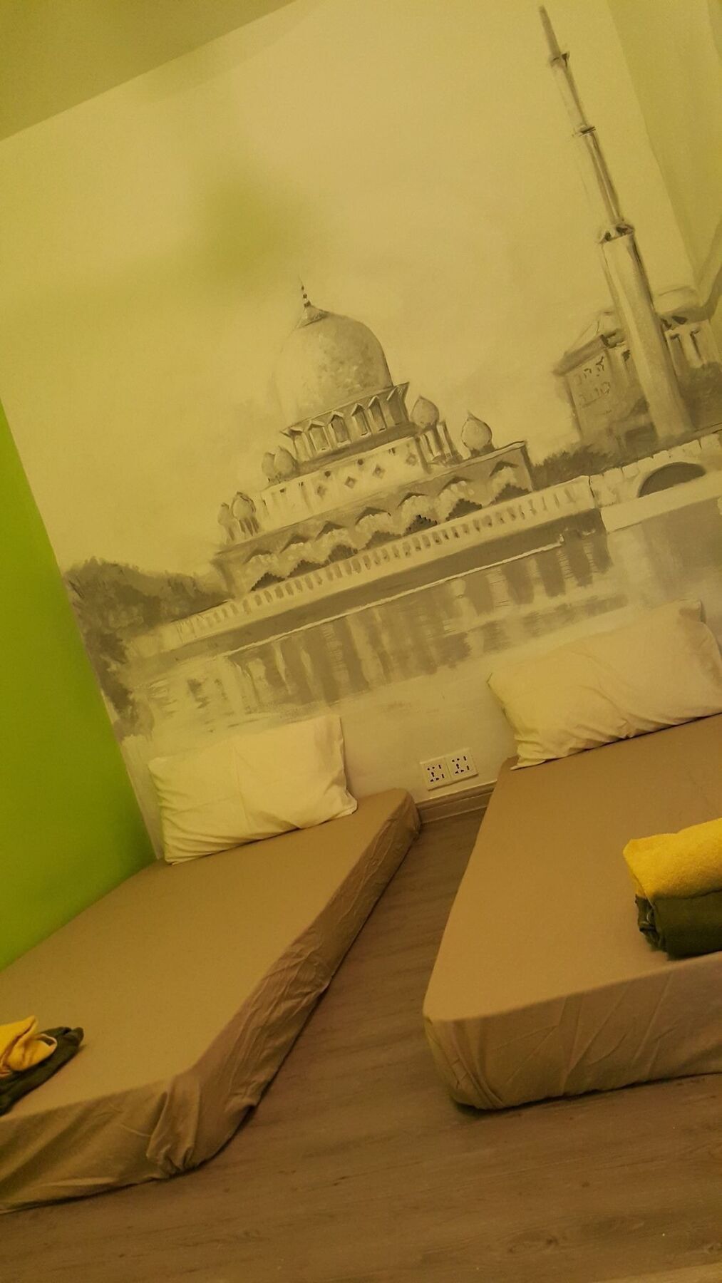 Pods The Backpackers Home & Cafe, Kuala Lumpur Exterior foto